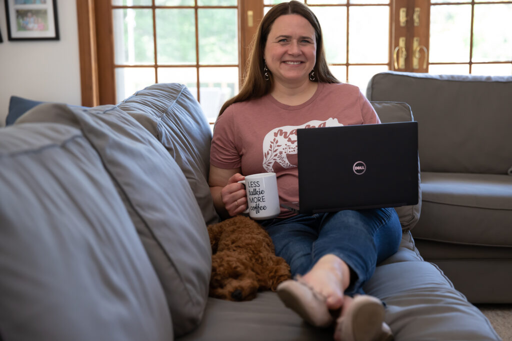 Jeannie at SimpleFaithGuide.com